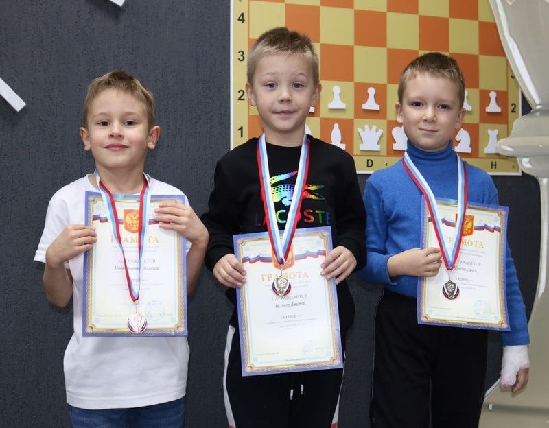 20221201-082955.---------2015-.---26 20221201-082955.---------2015-.---26