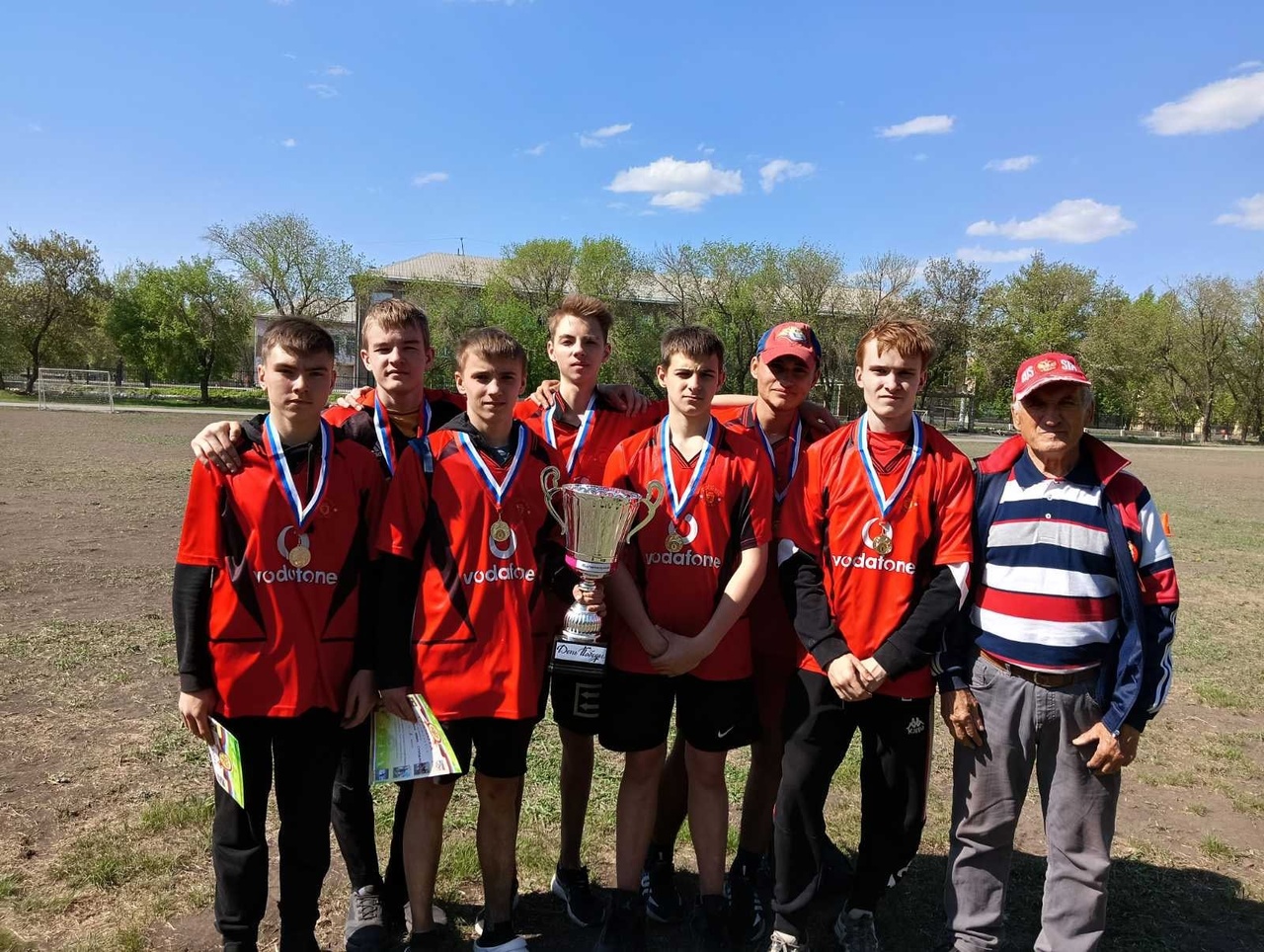 D5ROYn3T5kE D5ROYn3T5kE